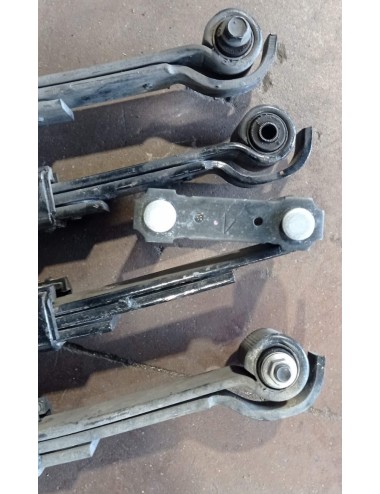 Lames de suspensions arrière Toyota Hilux Revo (occasion)