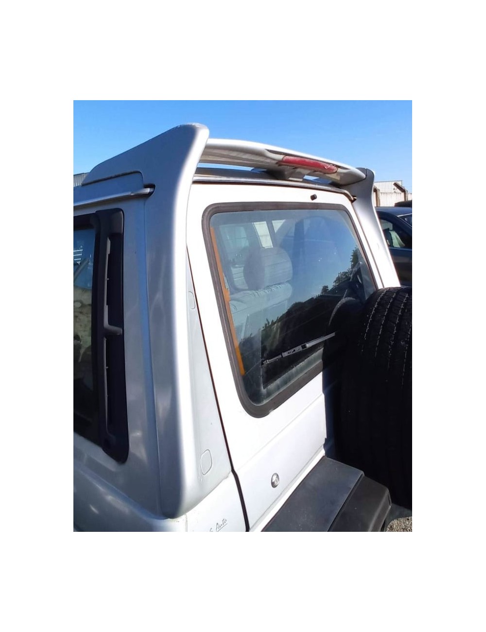 Béquet arrière / spoiler Hyundai Galloper (occasion) Béquet arrière / spoiler Hyundai Galloper (occasion)