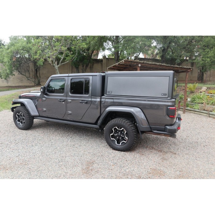 Hard-tops Bushtech : Toits rigides en aluminium pour pick-ups
