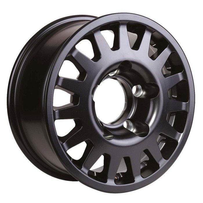 Jante aluminum Manano 8x17 6x139.7 ET20 CB106.1 noire (neuf)
